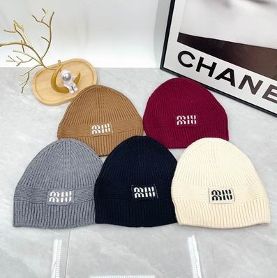 Miumiu hat dx01